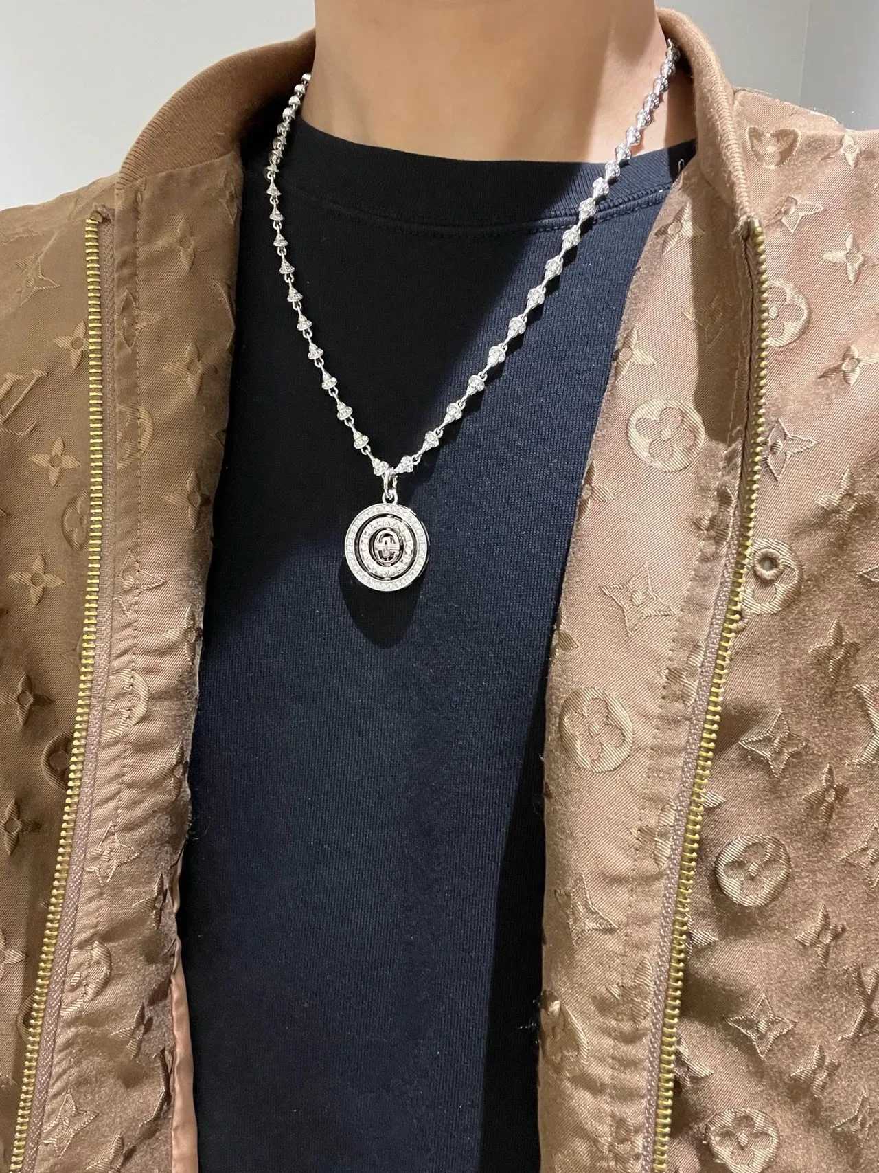 Bvlgari B.zero1 घूमता डिस्क Pavé नेकलेस 6