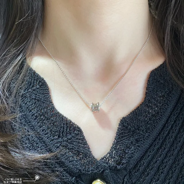 Bvlgari B.zero1 层叠戒指吊坠项链 9