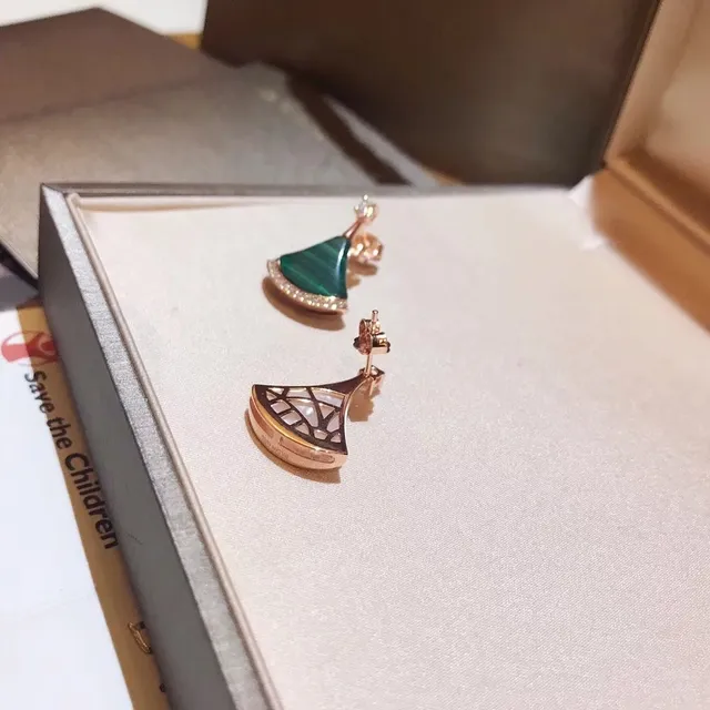 Bvlgari Divas’ Dream 扇形 孔雀石 白红 耳环 8