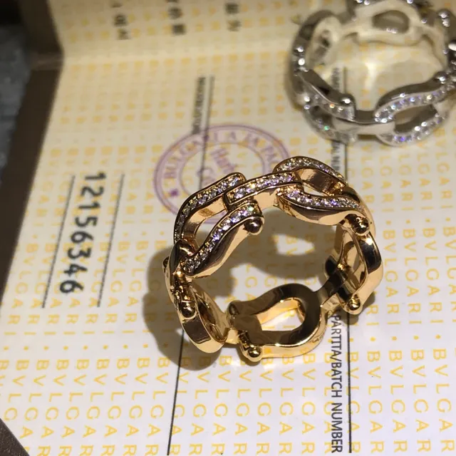 Bvlgari Iconica Roma 链环镶钻戒指 3
