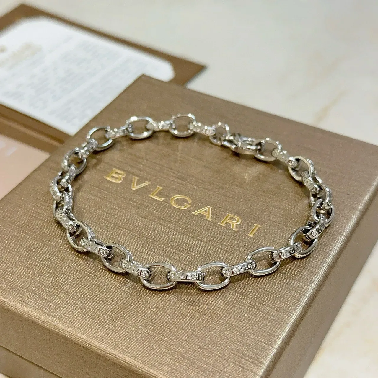 Bvlgari चांदी टोन ओवल लिंक पवसेट माला 9