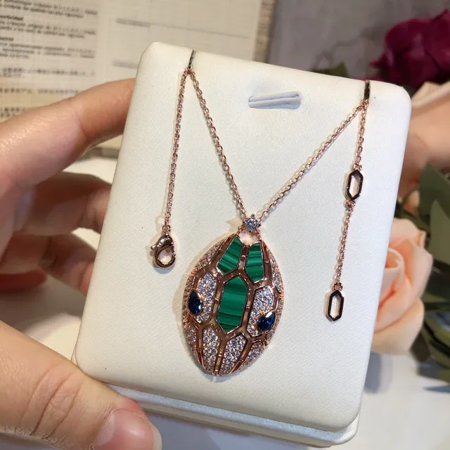 Bvlgari Serpenti Malacita y Zafiro Pavé Oro Rosa Collar 7