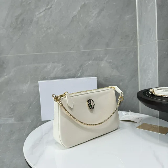 حقيبة Bvlgari Serpenti سلسلة صغيرة أبيض ذهبي تحت الإبط 4