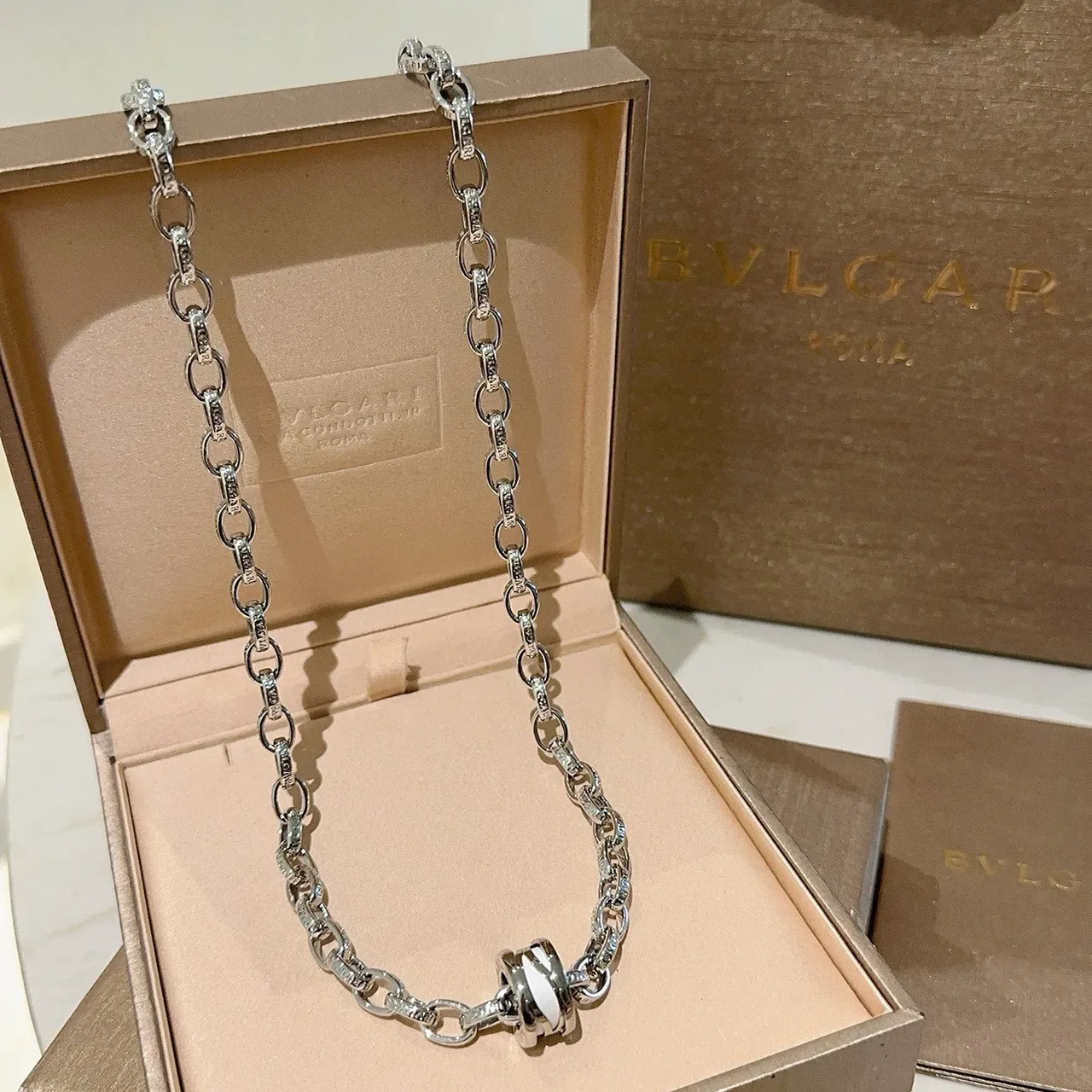 Bvlgari Silver White Oval-Link Chain Pavé-Set Accents Necklace 7