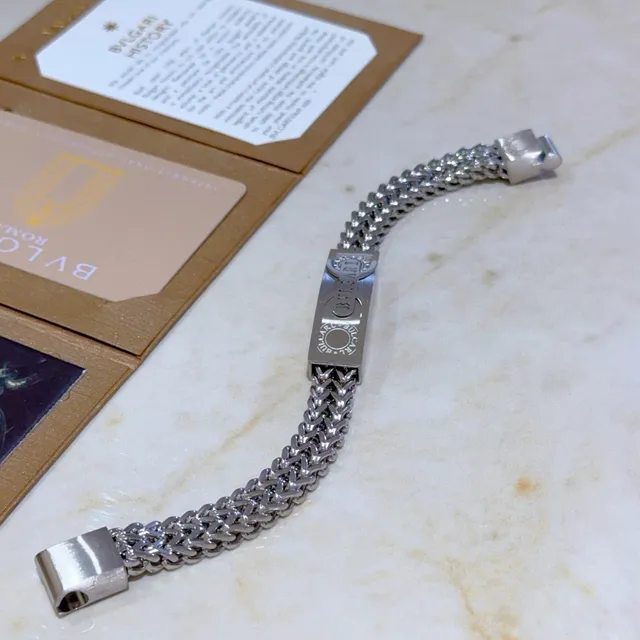 Bvlgari 银色 编织 锯齿链 中央雕刻花板 手链 4