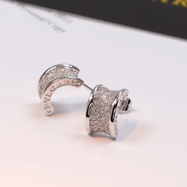 Bvlgari أقراط ثقب ثلاث صفوف مرصعة منحنية 3