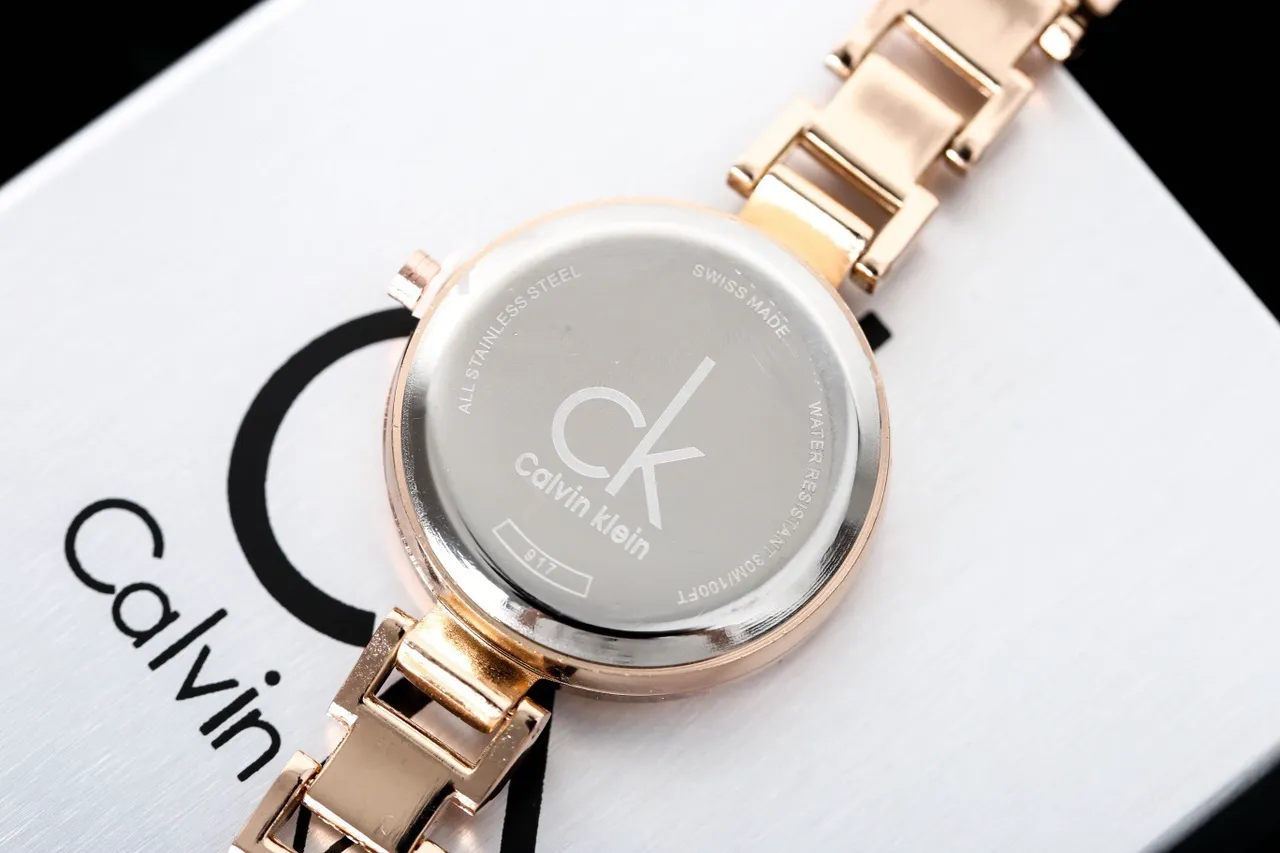 Calvin Klein Oro Plata Rosa Metal Rayos de sol Esfera Cuarzo Reloj 7
