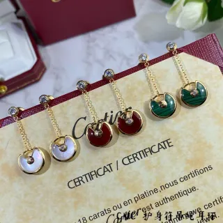 Cartier Amulette de Cartier أقراط سلسلة ذهبية اللون قطرة