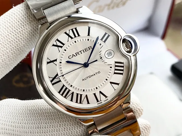 Cartier Ballon Bleu Silver Blue Round Stainless Steel Case Integrated Link Bracelet Mechanical Watch 9