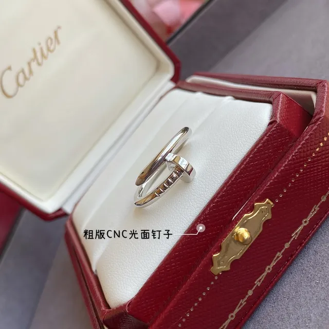 Cartier Juste un Clou Pavé 玫瑰金 指甲戒 3