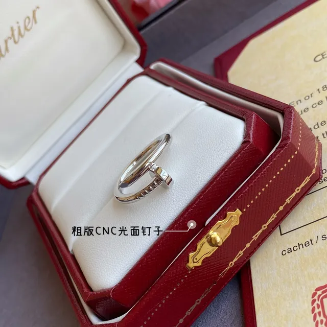 Cartier Juste un Clou Pavé 玫瑰金 指甲戒 9