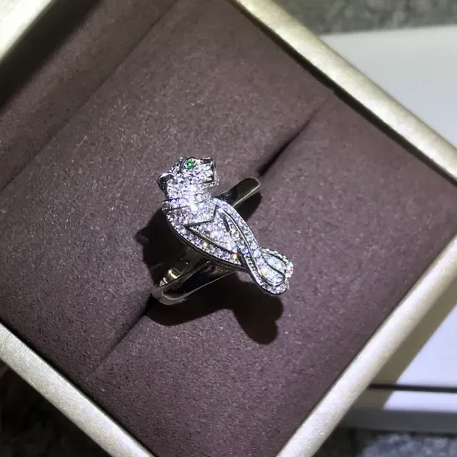 Cartier Panthère Panther Motif Pavé Diamond and Emerald Ring 3