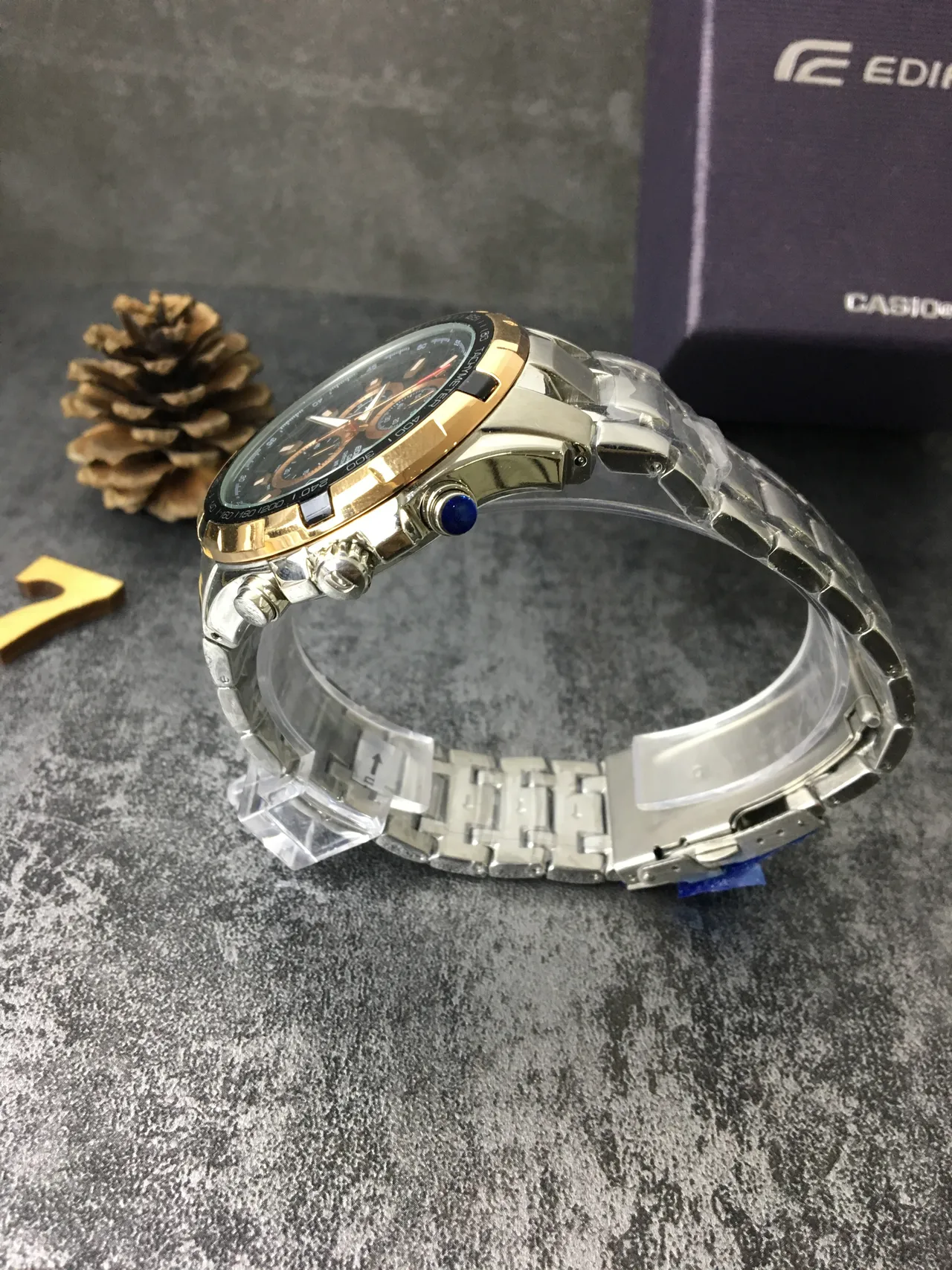 Casio Montre Noir Or Bicolore Acier Inoxydable 3