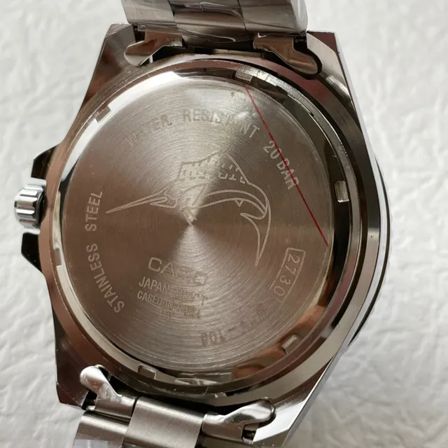 Casio 潜水风格蓝银色表盘陶瓷表圈手表 4