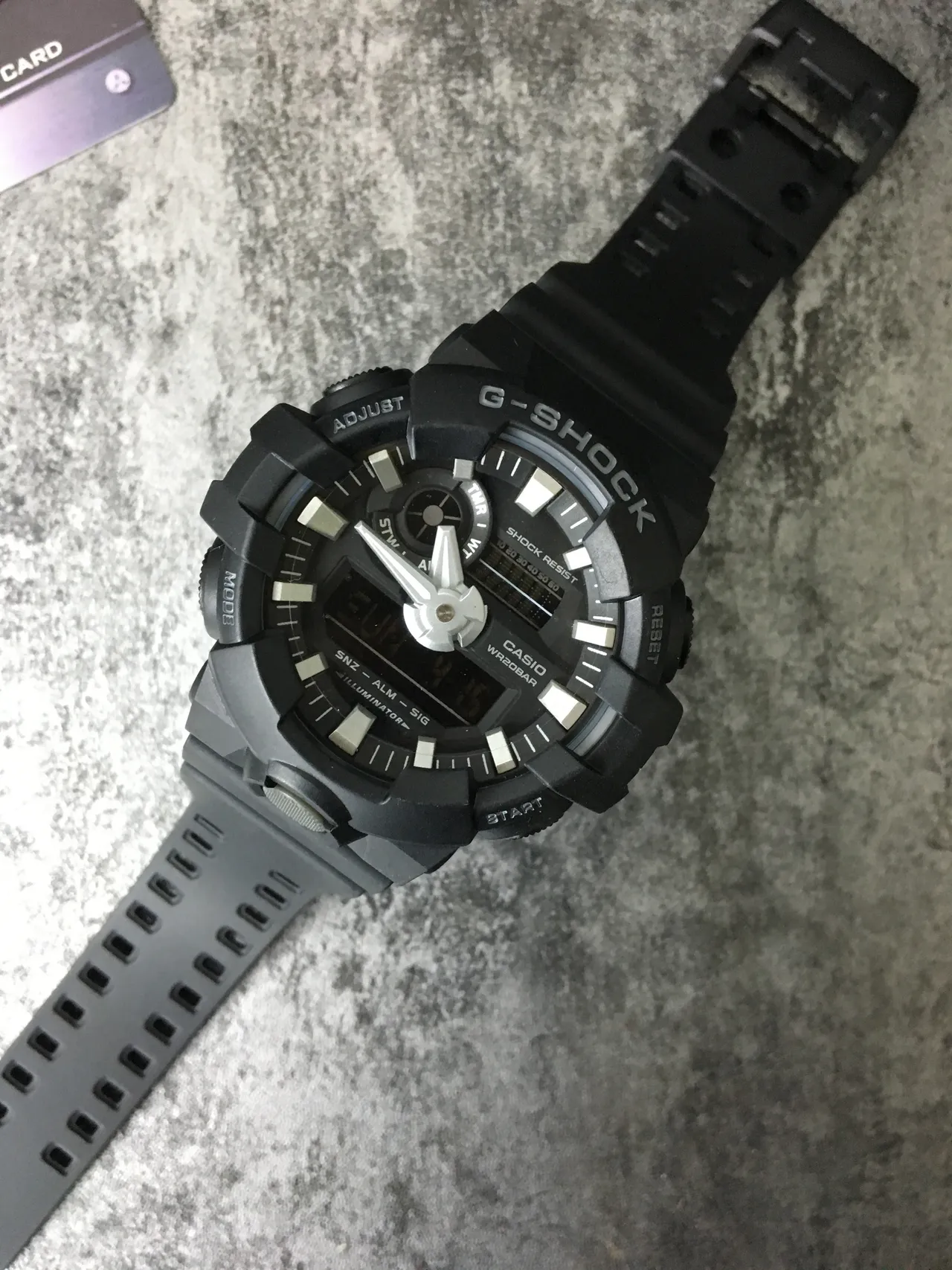 Casio G-Shock GA-100 黑色树脂运动手表 2