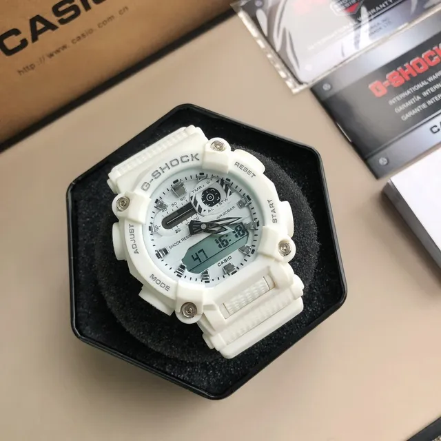 Casio G-Shock GA-2100 सफेद एनालॉग-डिजिटल स्पोर्ट्स वॉच 5