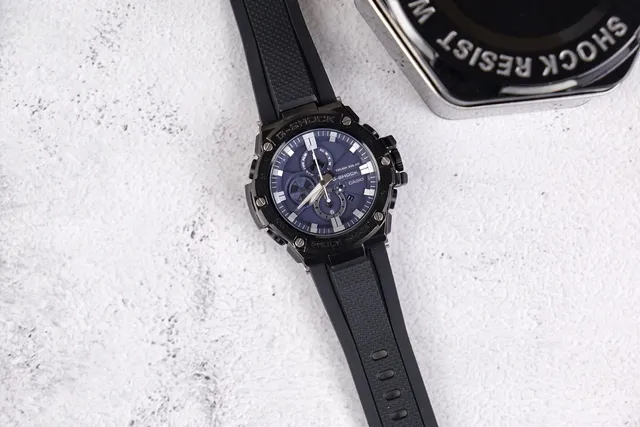 Casio G-Shock GST-B400 蓝色表盘 黑色树脂 运动手表 3