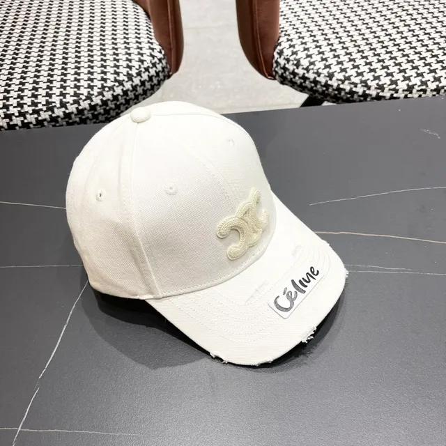 Celine Double-C कढ़ाई डिस्ट्रेस्ड बेसबॉल कैप 8