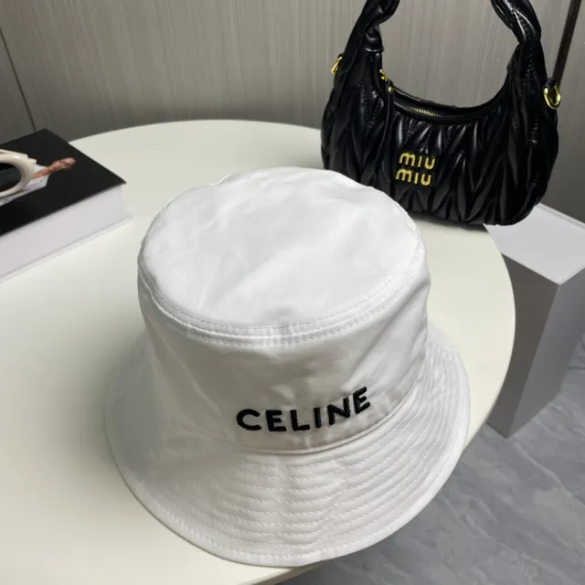 Celine علامة مطرزة قبعة سلة بيضاء 6