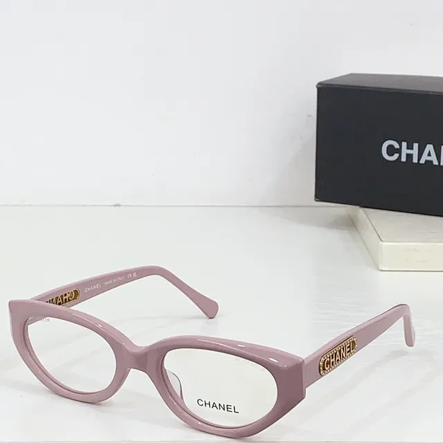 Chanel Gafas Ópticas Marco Rectangular de Acetato Negro Dorado Brillante 5