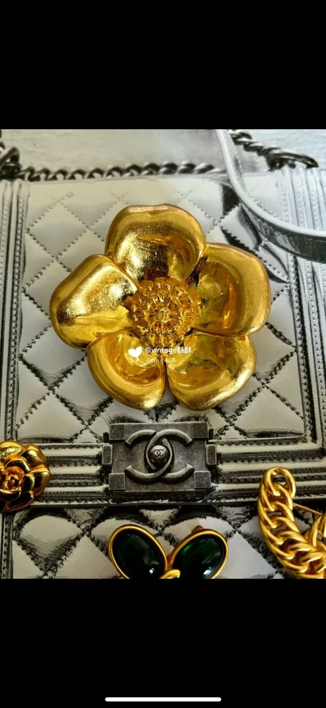 Chanel Camellia Brooch Gold Metallic Flower Brooch 3