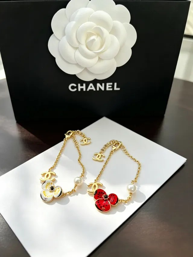 Chanel Camellia إيمل ولؤلؤ سواري ذهبي اللون 5