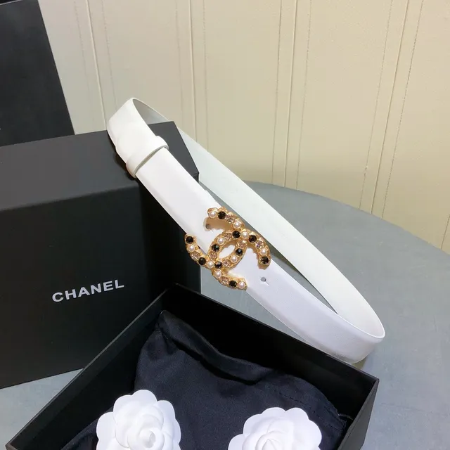 حزام Chanel CC ذهب أبيض مطرز إبزيم متشابك لؤلؤ وتفاصيل الكريستال حزام جلدي 6