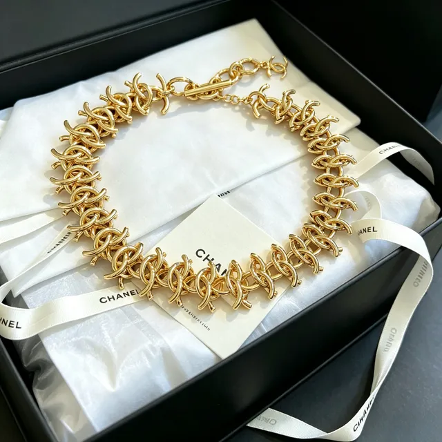 Chanel CC Chain Gold-Tone Necklace 8
