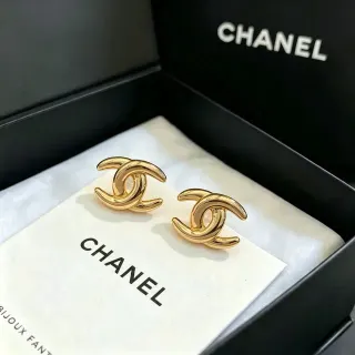 Chanel CC ذهبي أسود Interlocking Logo معدن مصقول أقراط