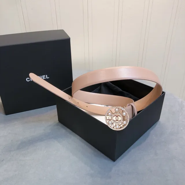 Chanel CC Pearl Beige Gold Crystal-Trimmed Leather Belt 6