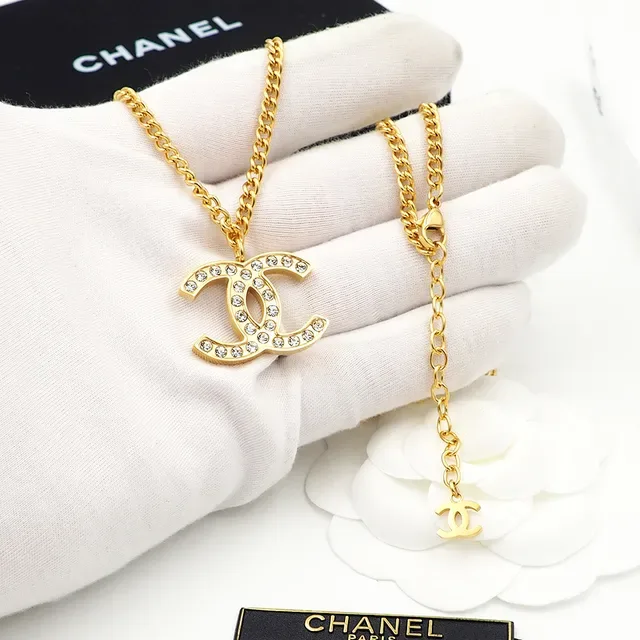 Chanel CC Pendant Gold Transparent Curb Chain Crystal-Pavé Interlocking Necklace 6