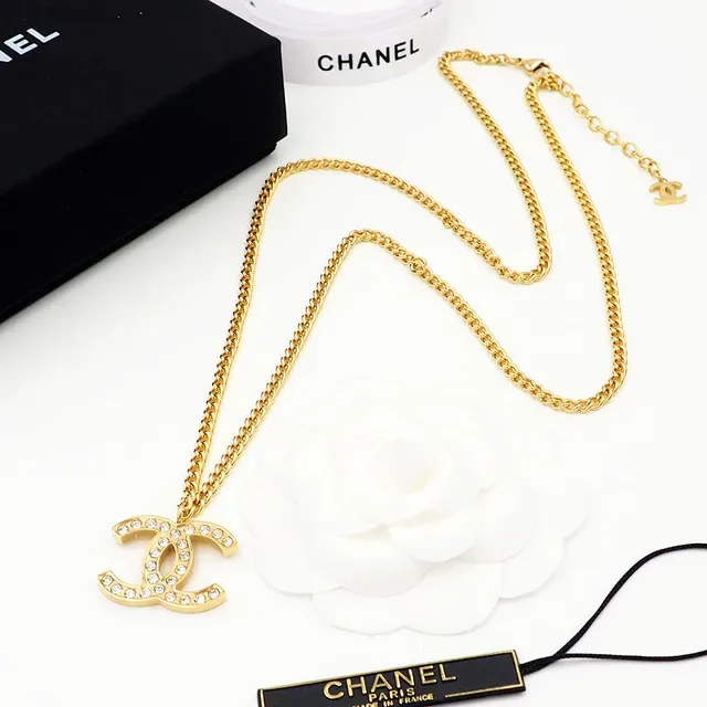 Chanel CC Pendant Gold Transparent Curb Chain Crystal-Pavé Interlocking Necklace 7