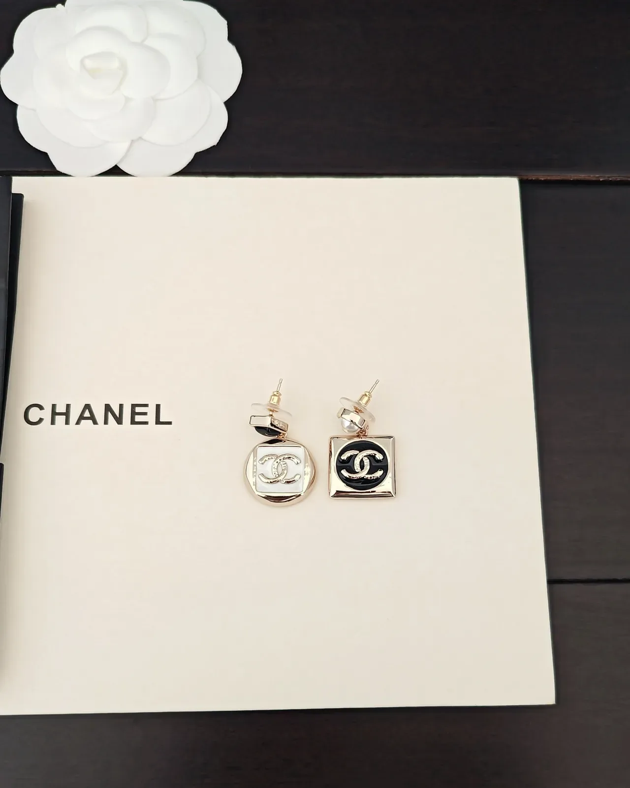 Chanel CC Square Black and White Enamel Pearl Drop Earrings 5