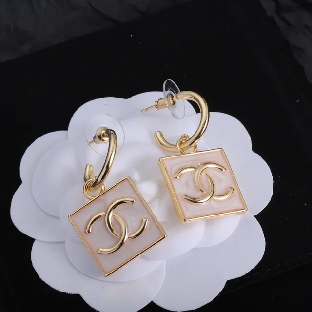Chanel CC Square rosa esmaltado Gold-Tone pendientes colgantes 3