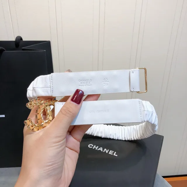 Chanel CHANEL Letter Crystal Belt White Leather Belt 4
