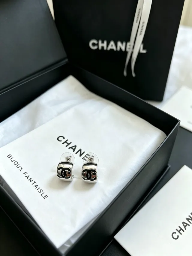 Chanel Classic CC Hoop Silver Black Square Studs Interlocking Logo Earrings 4