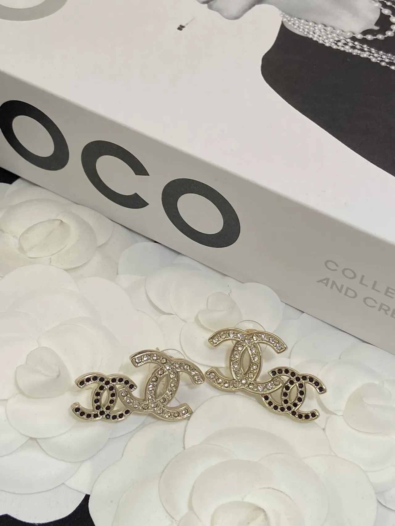 Collier Chanel Classique Double CC Cristal Pavé 3
