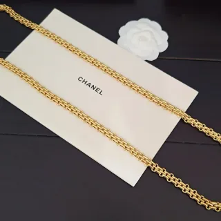 Chanel قلادة ذهبية سلسلة منحنية ذات رابط مزدوج