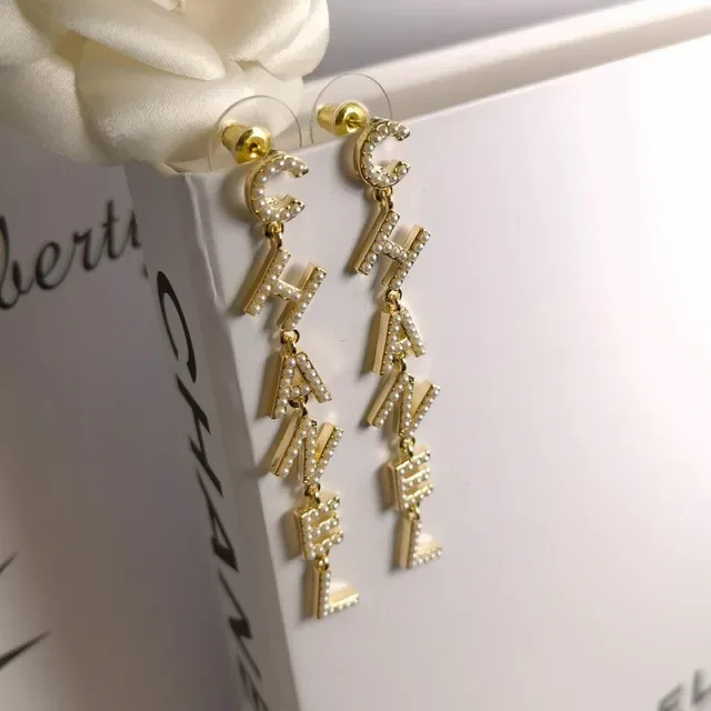 Chanel Logo Lettre Perle Boucles d'oreilles 6