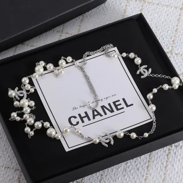 Chanel मोती और चेन इंटरलॉकिंग CC लोगो नेकलेस 4