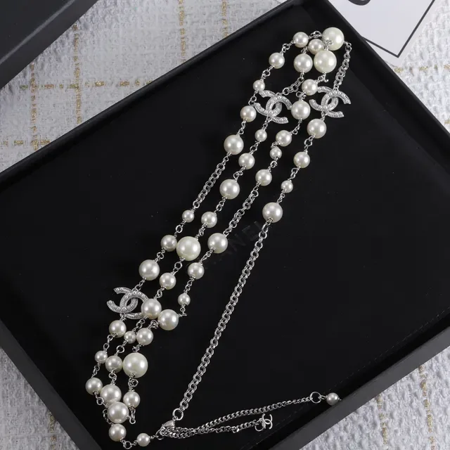 Chanel मोती और चेन इंटरलॉकिंग CC लोगो नेकलेस 5