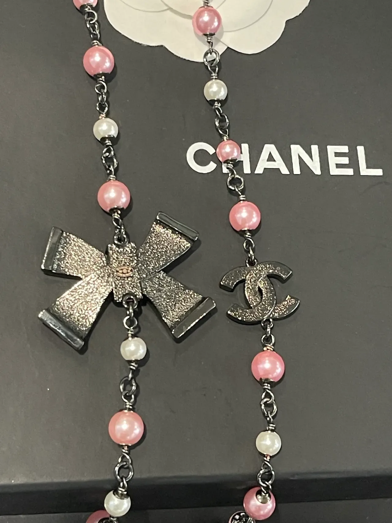 Chanel Pink and White Pearl Bead CC Logo Bow Necklace 3