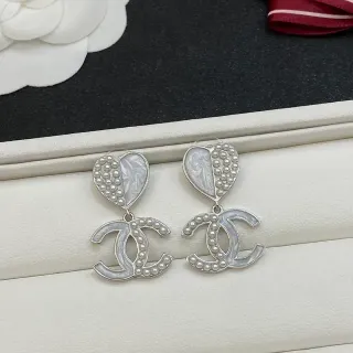 Chanel Plata Blanco Corazón Madreperla Engastado Pendientes