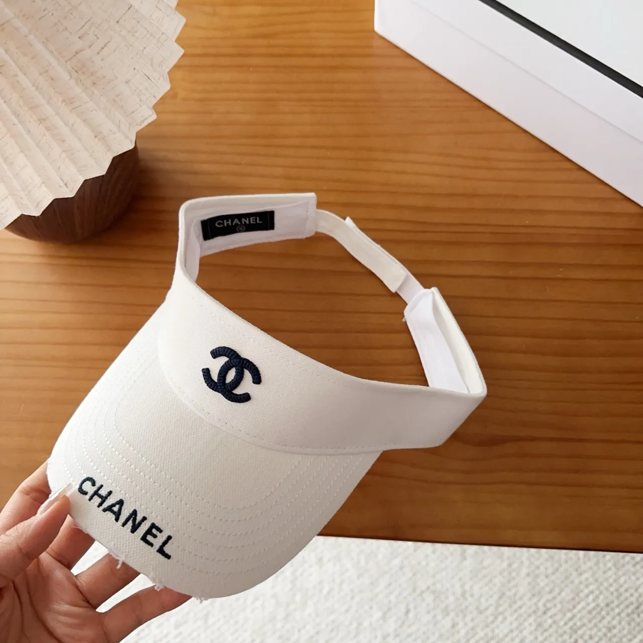 Chanel 白海军 遮阳帽轮廓 刺绣标志 棒球帽 8