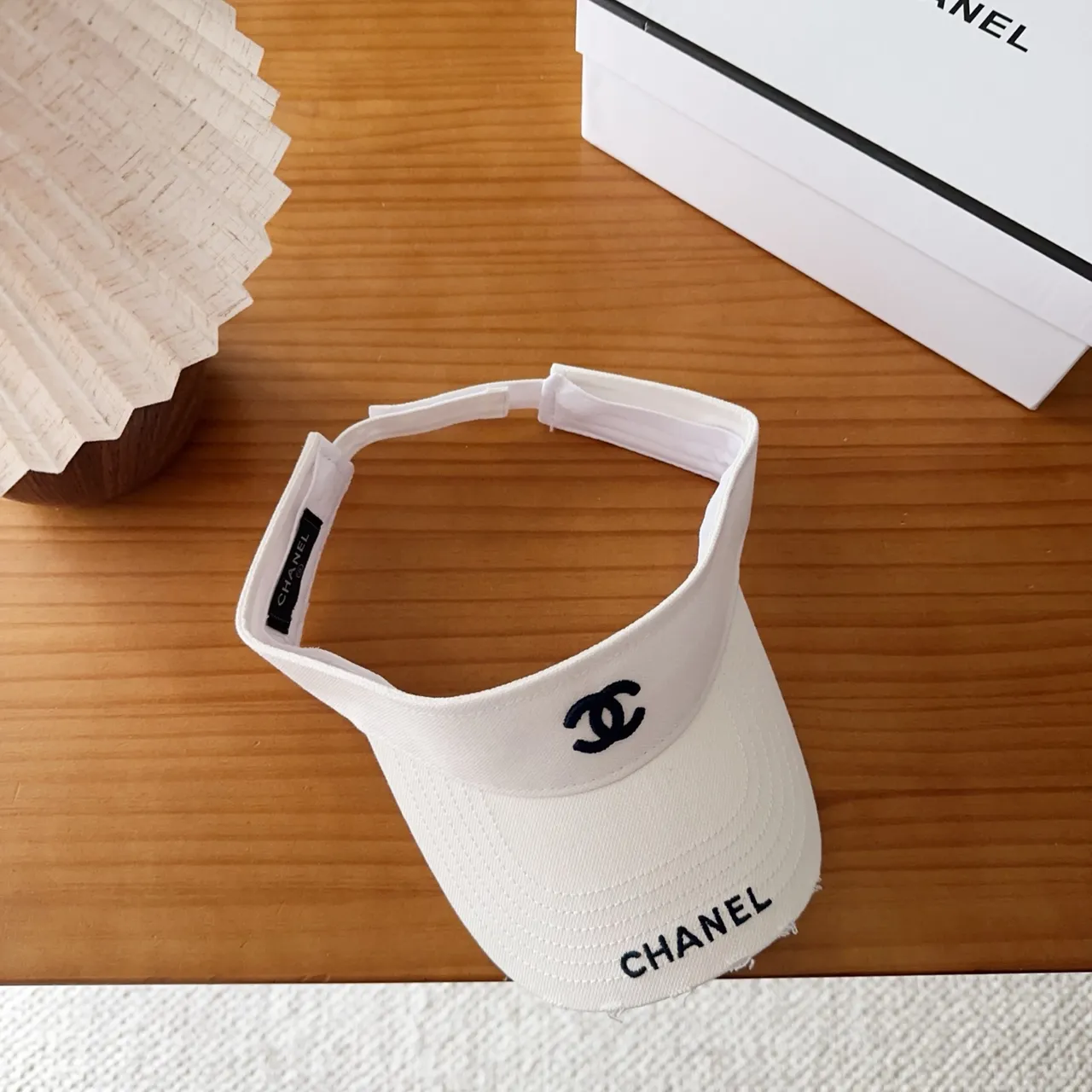 Chanel 白海军 遮阳帽轮廓 刺绣标志 棒球帽 9