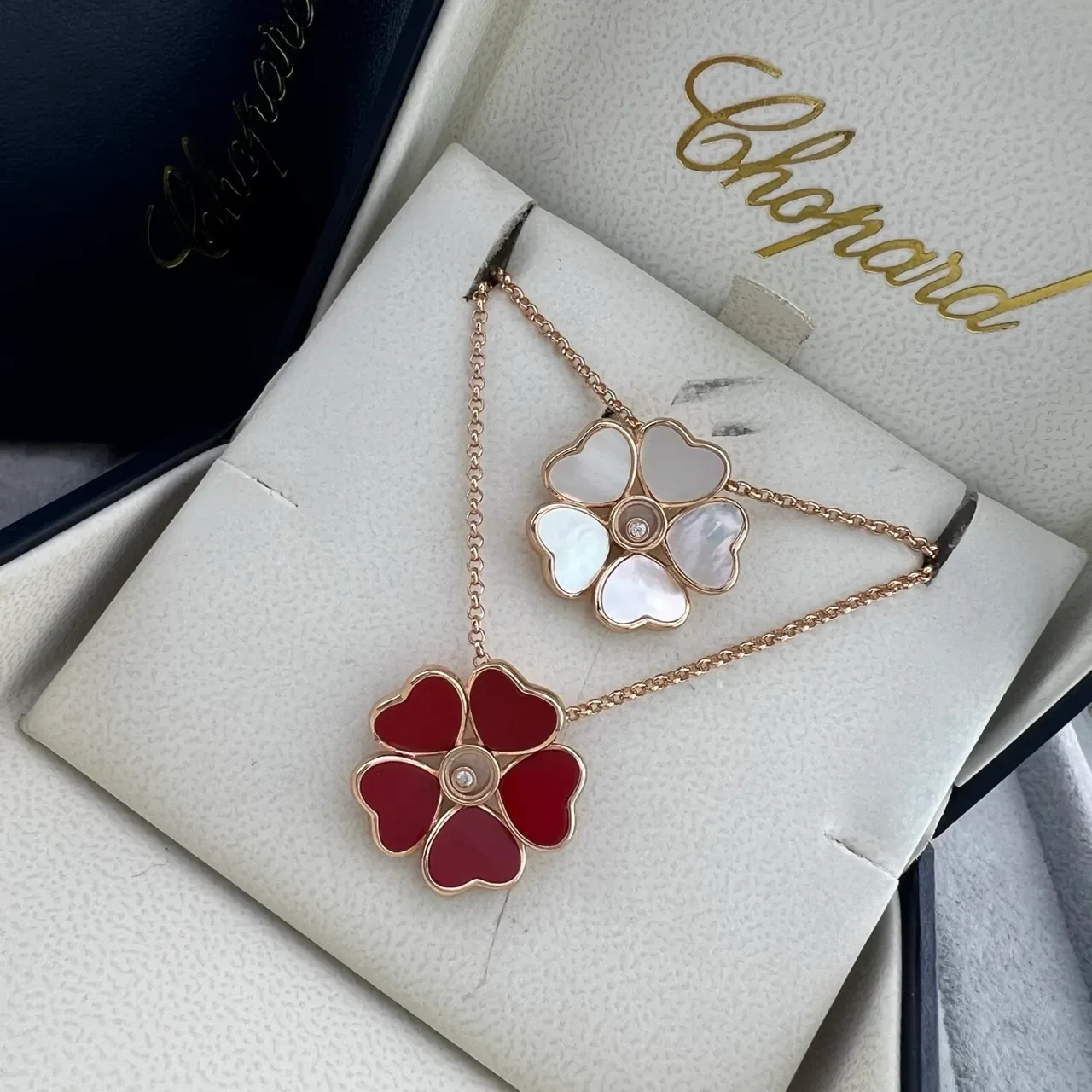 Chopard Happy Hearts 红白五瓣心形花卉玫瑰金吊坠项链 6