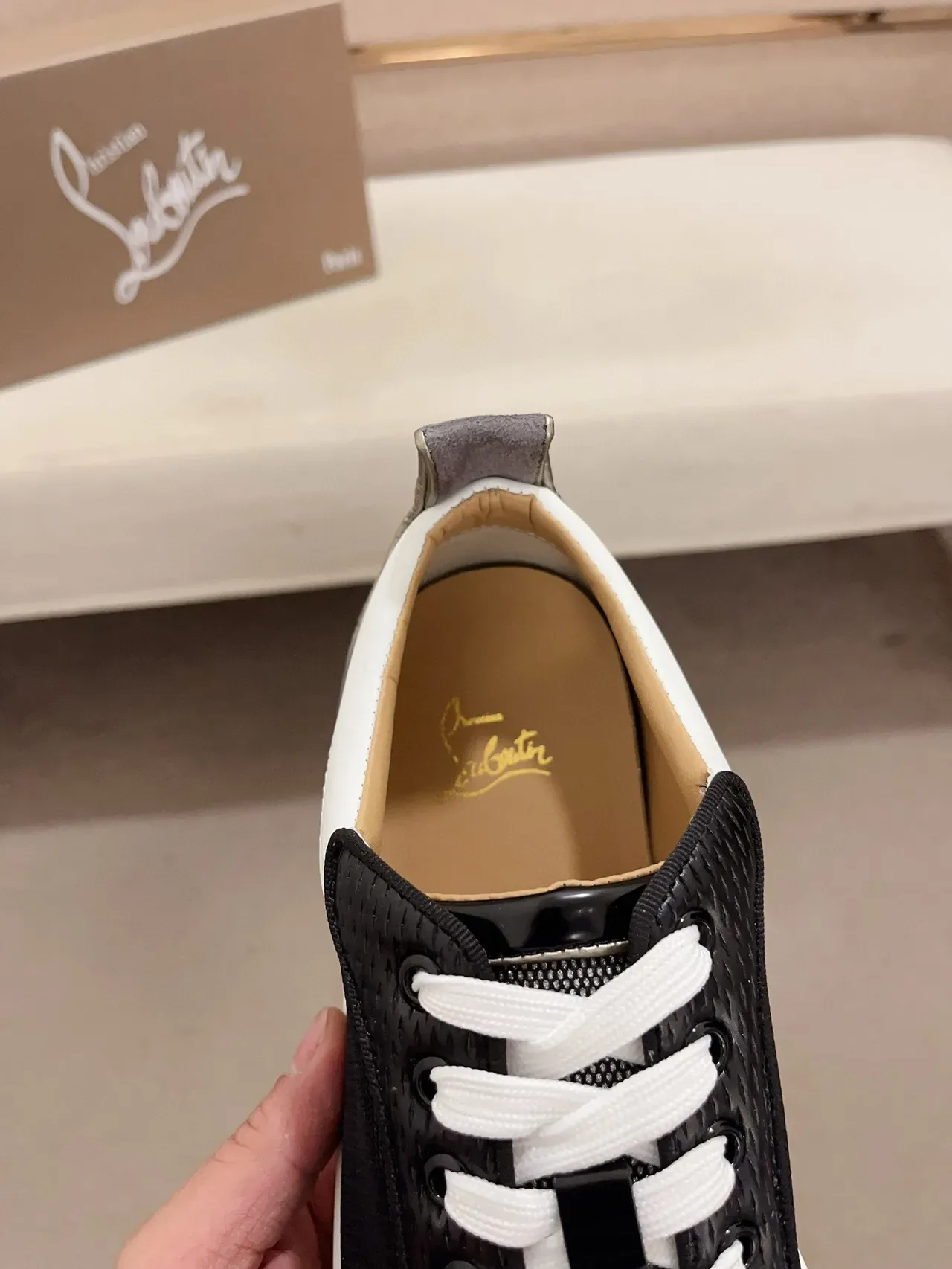 Christian Louboutin Negro Blanco Punta con Spikes Parte Superior de Material Mixto Sneakers Lifestyle 5