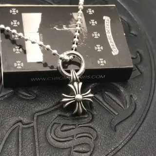 Chrome Hearts क्रॉस पेंडेंट बॉल चेन नेकलेस