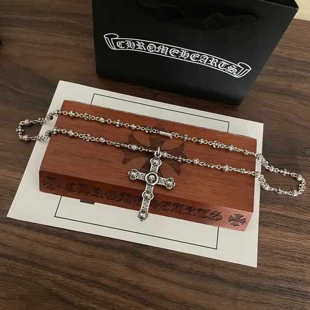 Chrome Hearts 精美十字绿松石吊坠项链 2