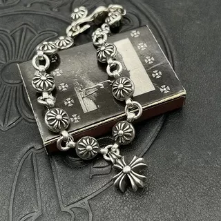 Chrome Hearts चाँदी काला भारी लिंक फ्लोरल एंड कैप लिंक्स कंगन 3